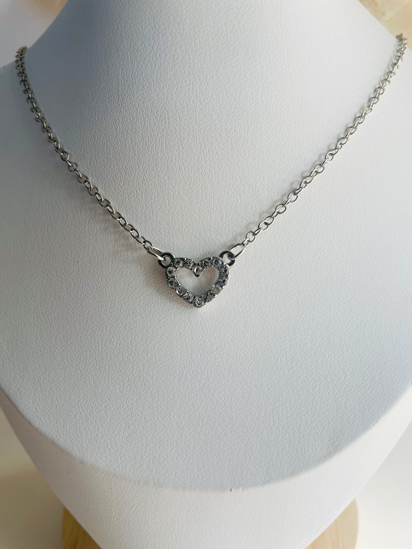 Collier Chems