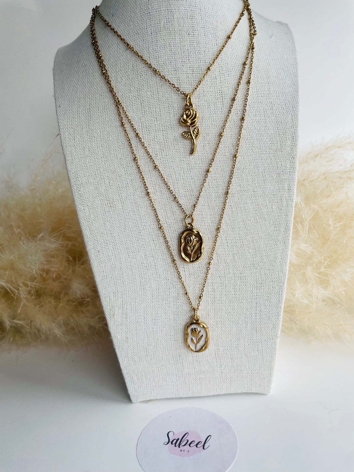 Collier Tulipe médaillon doré et blanc