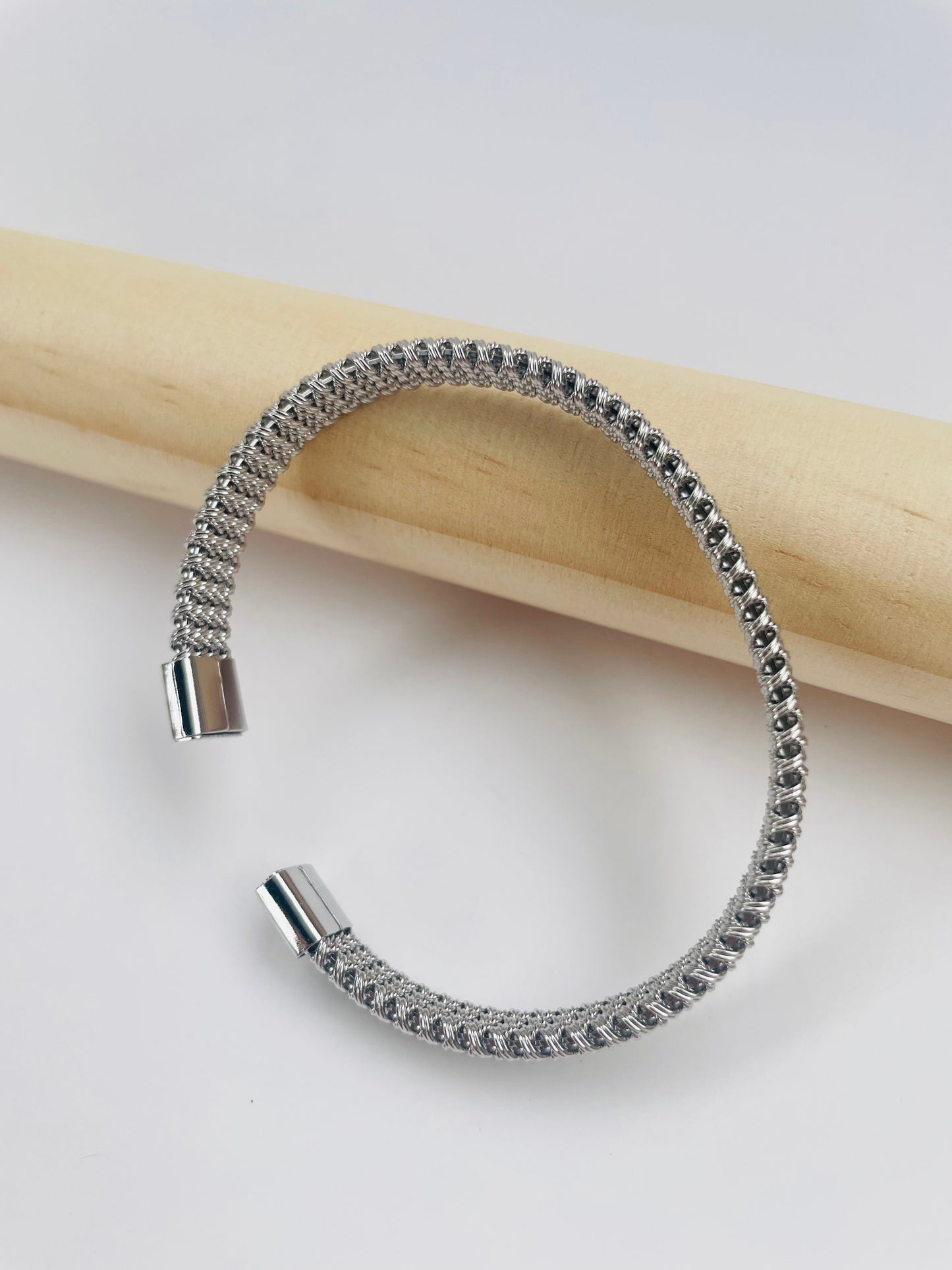 Bracelet jonc en maille