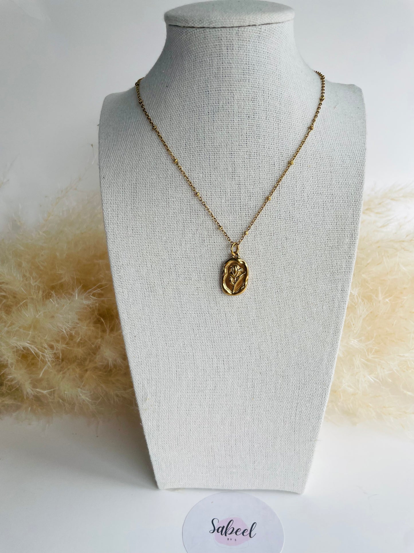 Collier Tulipe médaillon doré