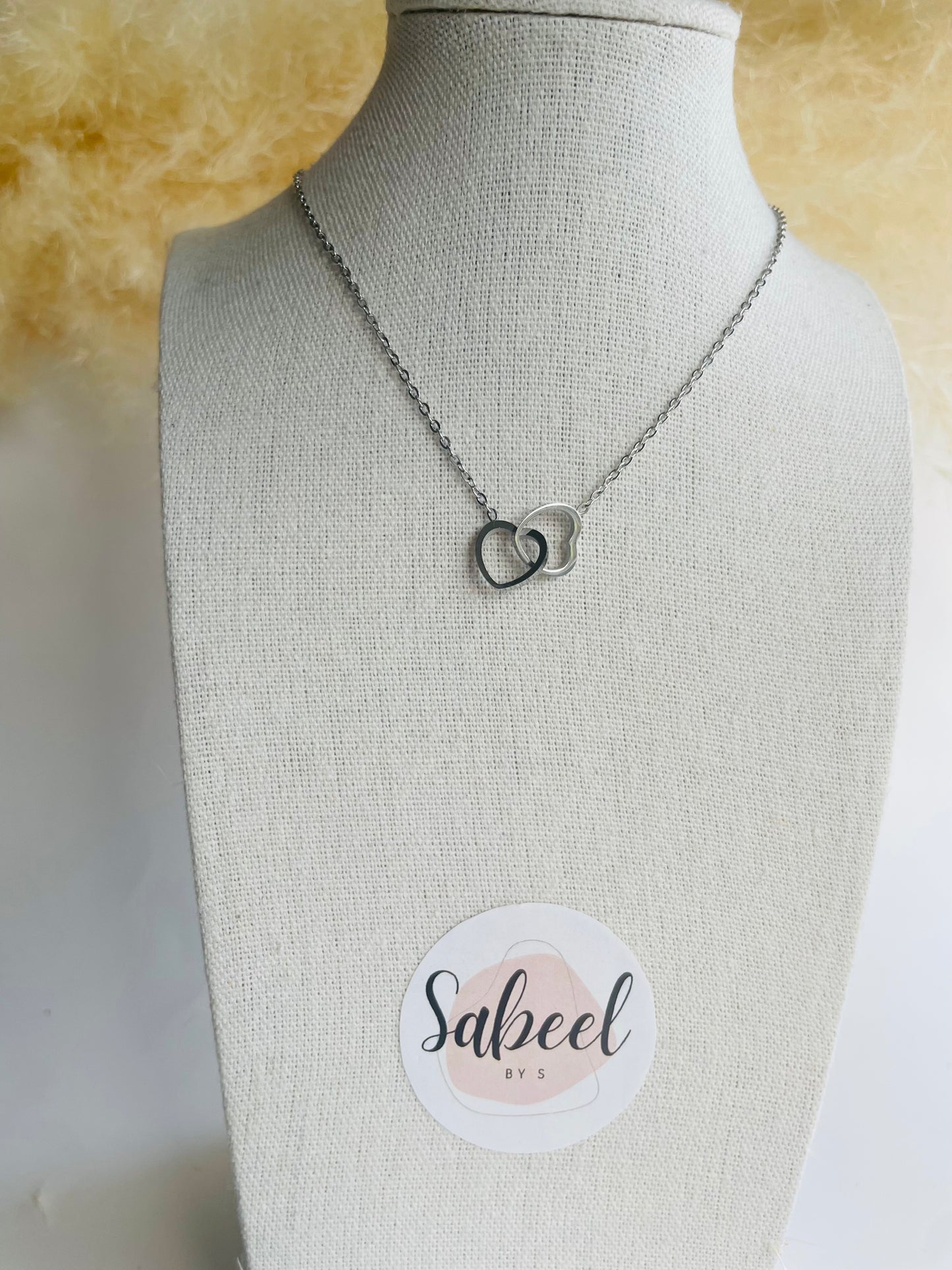 Collier double coeur