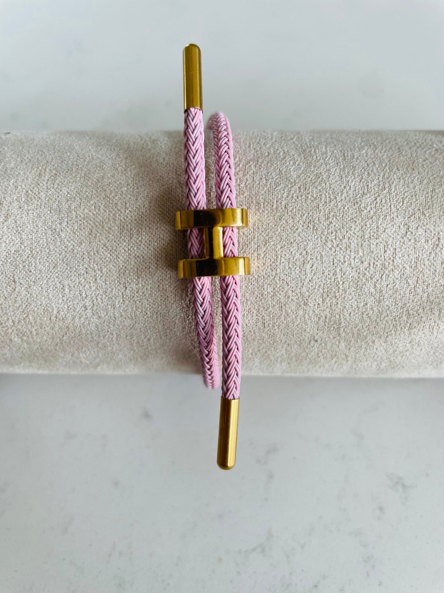 Bracelet Cordon H Doré Réglable