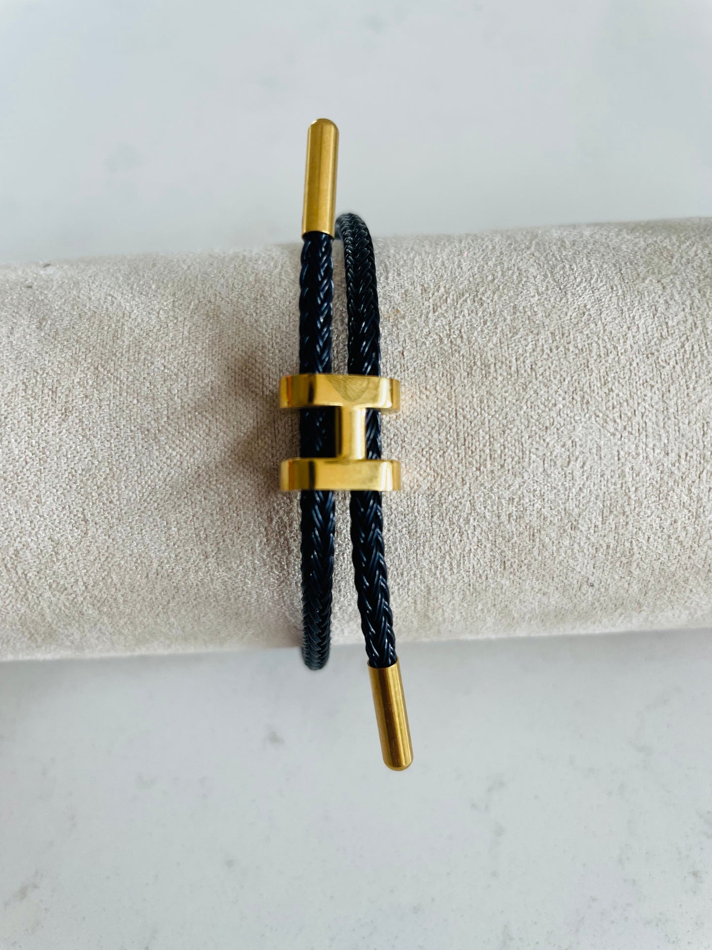Bracelet Cordon H Doré Réglable