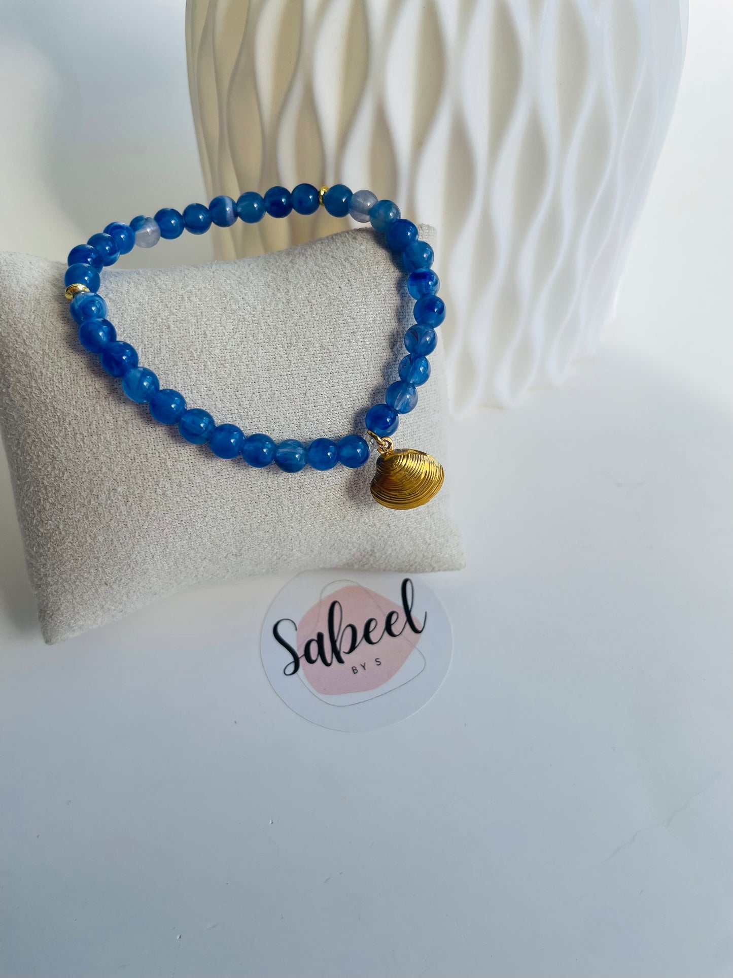 Bracelet Tasbih bleu roi avec breloque coquillage