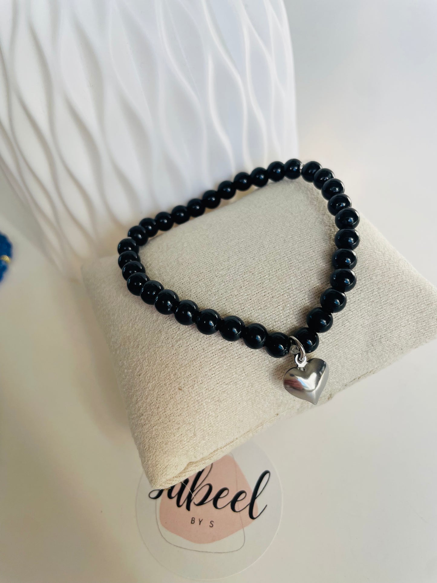 Bracelet Tasbih noir avec breloque cœur argenté